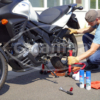 Caramba Kettenspray ist ein Schmier- und Korrosionsschutzmittel für Antriebsketten von Zweirädern